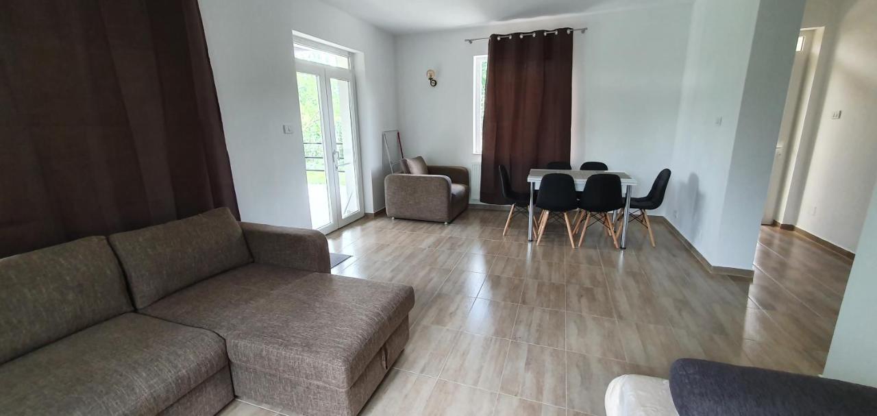 Green Nest Banesti Ngoại thất bức ảnh